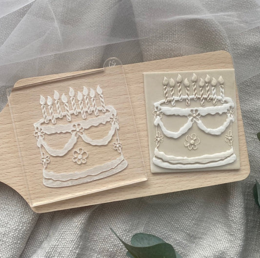 Lambeth Cake Floral - Embosser